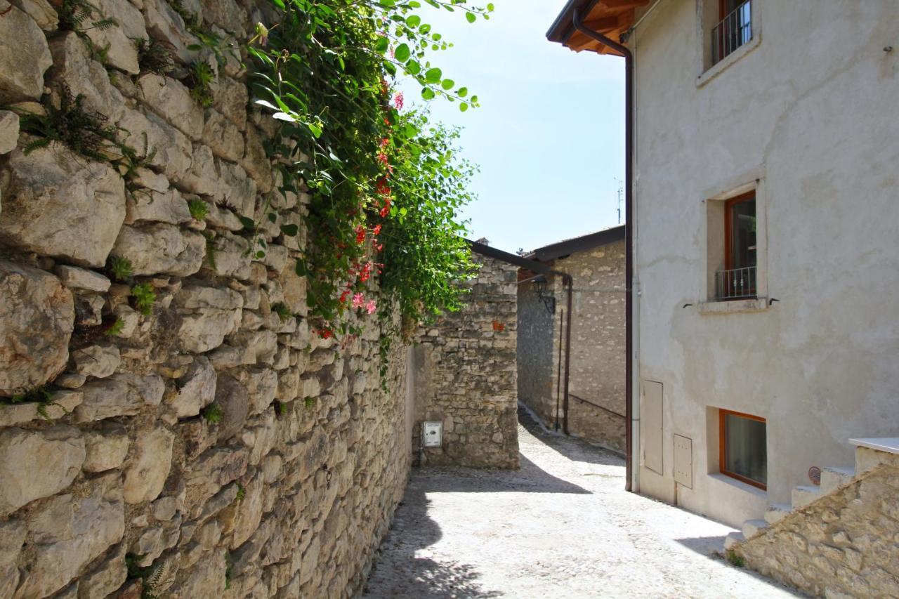 Ca De L'Angelon Aparthotel Brenzone sul Garda Εξωτερικό φωτογραφία