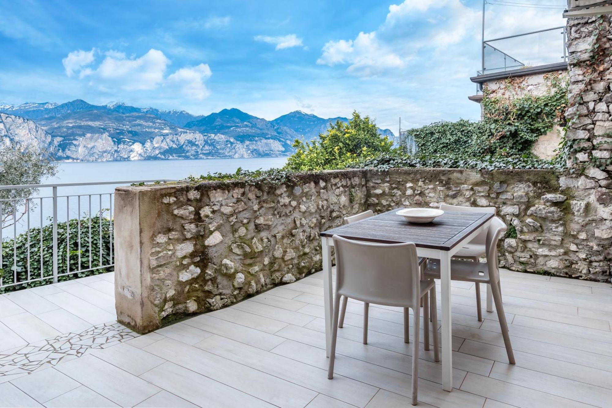 Ca De L'Angelon Aparthotel Brenzone sul Garda Εξωτερικό φωτογραφία